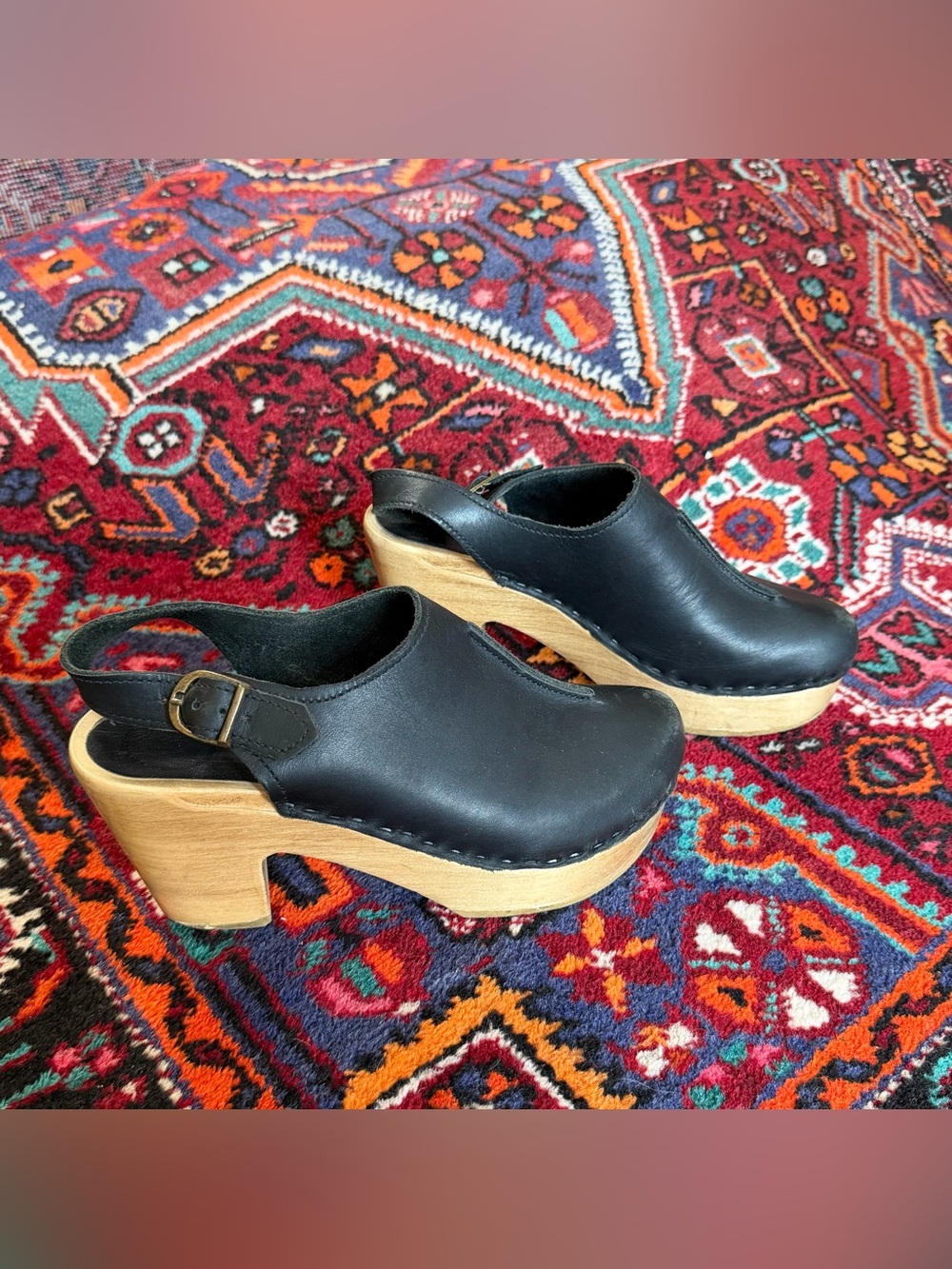 No. 6 front seam platform clogs